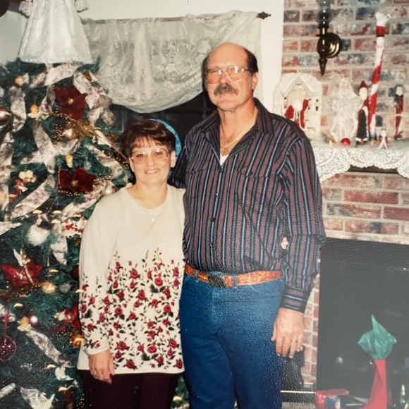 Hi! Please Shop my closet in support of my sweet mom, Sue who is fighting cancer - Picture 3 of 3